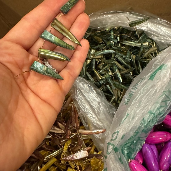 Bulk of handmade high quality beaded branches for crafts events Decor project - Picture 3 of 5